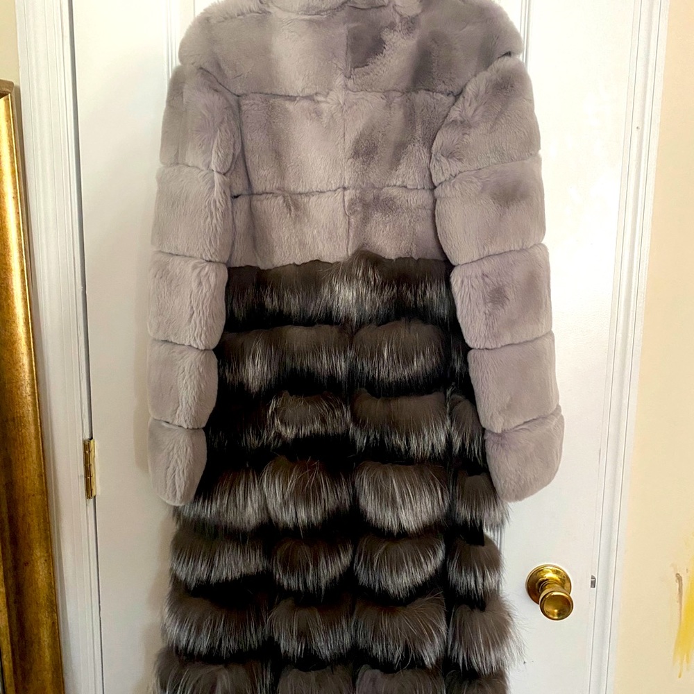gorgeous fur coat new